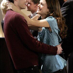 Marc Jacobs Womens blue silk top ASO Summer Roberts in The OC